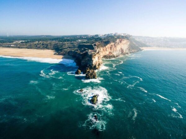 De Lisboa: Visita Guiada a Fátima, Nazaré, Batalha e Óbidos