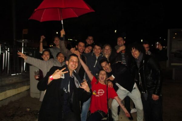 Pub Crawl em Lisboa: Open Bar, Shots, Descontos e Entrada VIP na Discoteca
